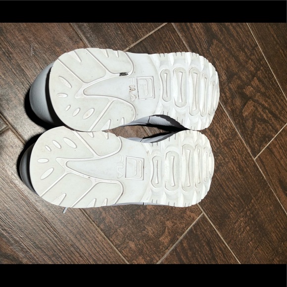 File shoes - Picture 7 of 8